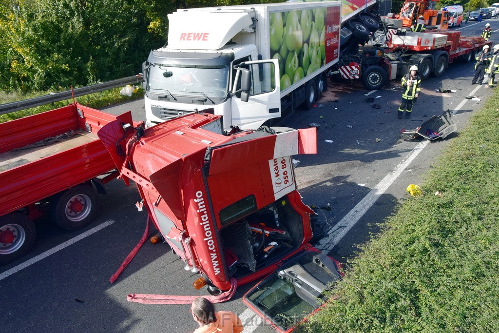 Schwerer VU PKlemm A 57 Rich Innenstadt Hoehe Koeln Chorweiler P069.JPG - Miklos Laubert